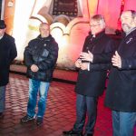 Trikolóra na kostele ve Strakonicích upomínala na výročí 17. listopadu