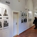Hradecké muzeum fotografie připravilo komentovanou prohlídku výstavy Rudy Prekopa. Promítat se budou i dobové filmy