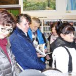 V milevské knihovně se křtily dvě novinky. Kniha o Milevsku a kniha o srostlých sestrách Blažkových