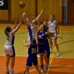 VIDEO: Basketbalistky SKB Strakonice doma uspěly napůl
