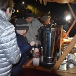 V Chýnově otevřeli výstavu betlémů ze sbírky Jana Kasla. Druhou adventní neděli završili společně