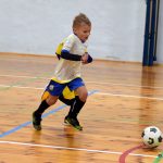 VIDEO: Čimelickou tělocvičnu zaplnili nejmenší fotbalisté, nechyběl ani Mikuláš s čerty