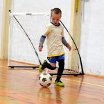 VIDEO: Čimelickou tělocvičnu zaplnili nejmenší fotbalisté, nechyběl ani Mikuláš s čerty