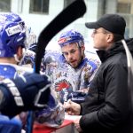 Táborský hokej prožil příjemný středeční večer. Úspěl na ledě i v pokračující tradici