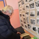 Vánoční trh na milevské 2. základní škole letos přilákal i pamětníky. Škola slaví 50 let
