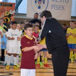 VIDEO: Vánoční turnaj OFS Písek měl rekordní účast a zavzpomínal na Vráťu Pekla