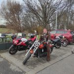 Teplé počasí vylákalo na silnice na Nový rok tisíce vyznavačů jedné stopy