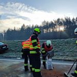 Dopravu v kraji komplikuje ledovka. Policisté uzavřeli dálnici D3 od Tábora na Prahu