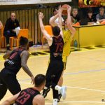 VIDEO: Sršni Nymburku statečně vzdorovali, postup jim utekl o osm bodů