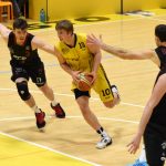 VIDEO: Sršni Nymburku statečně vzdorovali, postup jim utekl o osm bodů