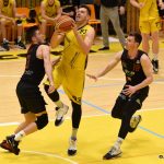 VIDEO: Sršni Nymburku statečně vzdorovali, postup jim utekl o osm bodů