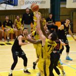 VIDEO: Sršni Nymburku statečně vzdorovali, postup jim utekl o osm bodů