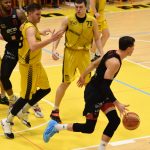 VIDEO: Sršni Nymburku statečně vzdorovali, postup jim utekl o osm bodů