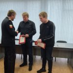 Svojí všímavostí zachránili lidský život, stali se gentlemany silnic