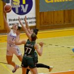 Strakonické basketbalistky se střelecky probraly až v poslední čtvrtině