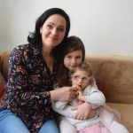 Krumlov se skládá na automobil pro malou Karolínku. K sbírce se může připojit každý