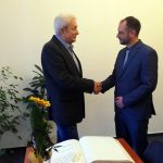 Starosta Jindřichova Hradce ocenil emeritního starostu Karla Matouška