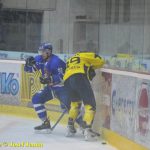 Kohouti se prosadili v souboji s Kobrou až v polovině zápasu, přesto naložili hadům půltucet