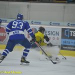 Kohouti se prosadili v souboji s Kobrou až v polovině zápasu, přesto naložili hadům půltucet