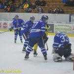 Kohouti se prosadili v souboji s Kobrou až v polovině zápasu, přesto naložili hadům půltucet