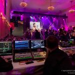 Návštěvníci reprezentačního plesu se vyfotili a přispěli tím na dobrou věc