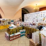 Návštěvníci reprezentačního plesu se vyfotili a přispěli tím na dobrou věc