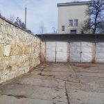 Garáže u Švecových kolejí v Jindřichově Hradci půjdou k zemi. Nahradí je parkoviště