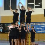 VIDEO: Sokolská akademie napěchovala sportovní halu. Oživení přinesla živá kapela Prvoci