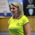 VIDEO: Sokolská akademie napěchovala sportovní halu. Oživení přinesla živá kapela Prvoci