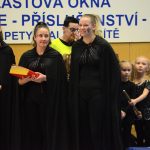 VIDEO: Sokolská akademie napěchovala sportovní halu. Oživení přinesla živá kapela Prvoci