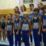 VIDEO: Sokolská akademie napěchovala sportovní halu. Oživení přinesla živá kapela Prvoci