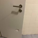 Mladíci demolovali při maturitním plese zařízení píseckého kulturního domu. Natáčeli se u toho na mobil