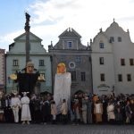 Českým Krumlovem prošlo přes sedmdesát masopustních masek