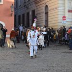 Českým Krumlovem prošlo přes sedmdesát masopustních masek