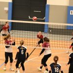VIDEO: Volejbalistky Tábora U14 bojují v kvalifikaci na MČR. Po sobotě drží postupovou příčku do další fáze