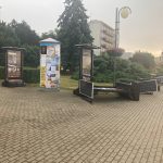 Silný vítr doprovázející bouřku v Písku zničil velkou část výstavy u kulturního domu