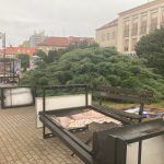 Silný vítr doprovázející bouřku v Písku zničil velkou část výstavy u kulturního domu