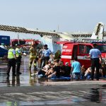Hasiči se záchranáři a policisty cvičili havárii letadla na budějovickém letišti