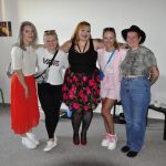 Burleska Ginger Wixxie: Odepnout ženě podvazky někteří muži dnes už ani neumějí. Měli by se učit