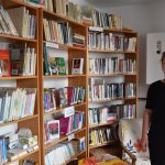 V Přeborově otevřeli pouliční výstavu dětských obrázků. Knihovna dětem zpestří prázdniny Pročteným létem