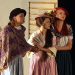 Jindřichohradecká činohra uvádí komedii Poprask na laguně. Hrají v ní ochotníci spolu s profesionálními herci
