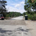 Práce na Zvíkovském mostu pokračují, ale termín se zřejmě nestihne. Podívejte se do zákulisí rekonstrukce