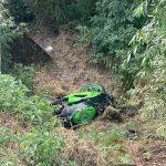 U Podolí boural motorkář. Do nemocnice ho transportoval vrtulník