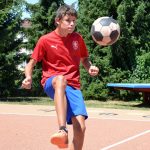 VIDEO: Jednadvacátý ročník nohejbalového turnaje se v Záhoří hrál na novém hřišti