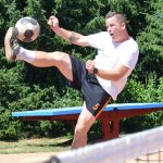 VIDEO: Jednadvacátý ročník nohejbalového turnaje se v Záhoří hrál na novém hřišti