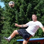 VIDEO: Jednadvacátý ročník nohejbalového turnaje se v Záhoří hrál na novém hřišti