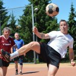 VIDEO: Jednadvacátý ročník nohejbalového turnaje se v Záhoří hrál na novém hřišti