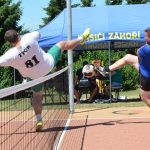 VIDEO: Jednadvacátý ročník nohejbalového turnaje se v Záhoří hrál na novém hřišti