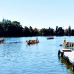 Hradecký rybník Vajgar ovládly dračí lodě. Vajgarská saň se jela už po šesté