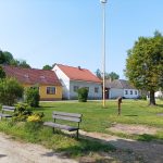 V Lutové se připravuje revitalizace návsi. Obnoví se nádrž, zeleň i kaplička